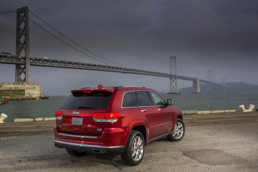  Jeep Grand Cherokee Summit 2014 года  (фото 57 из 61)
